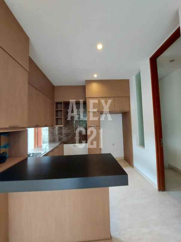 dijual rumah area kuningan jaksel