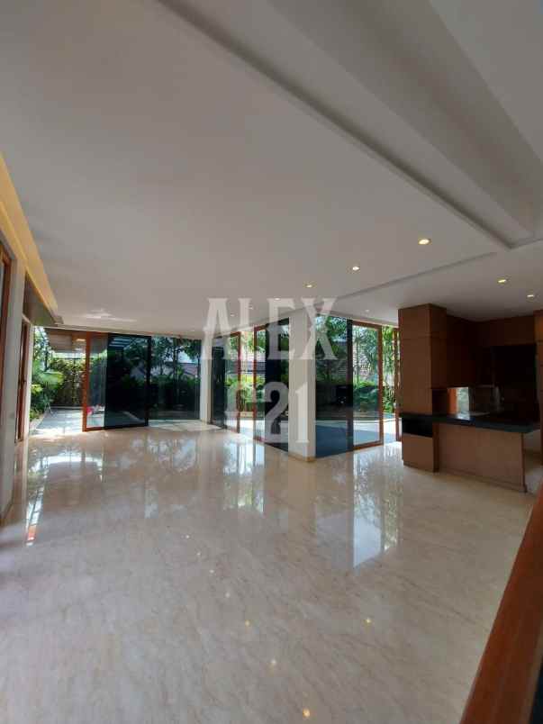 dijual rumah area kuningan jaksel