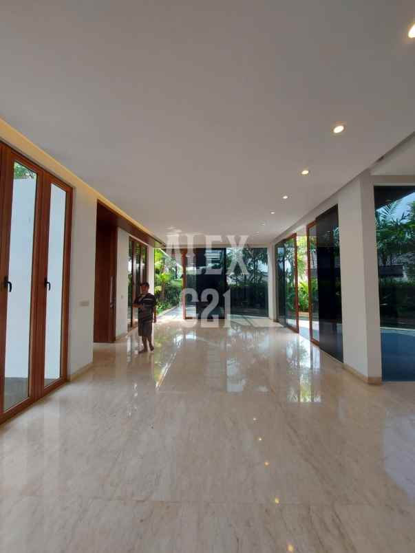 dijual rumah area kuningan jaksel