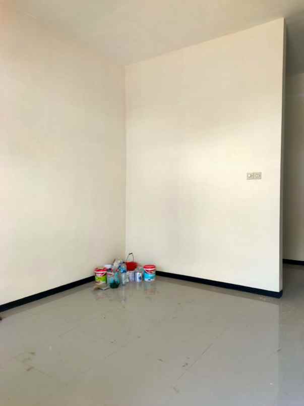 dijual rumah asrikaton pakis malang