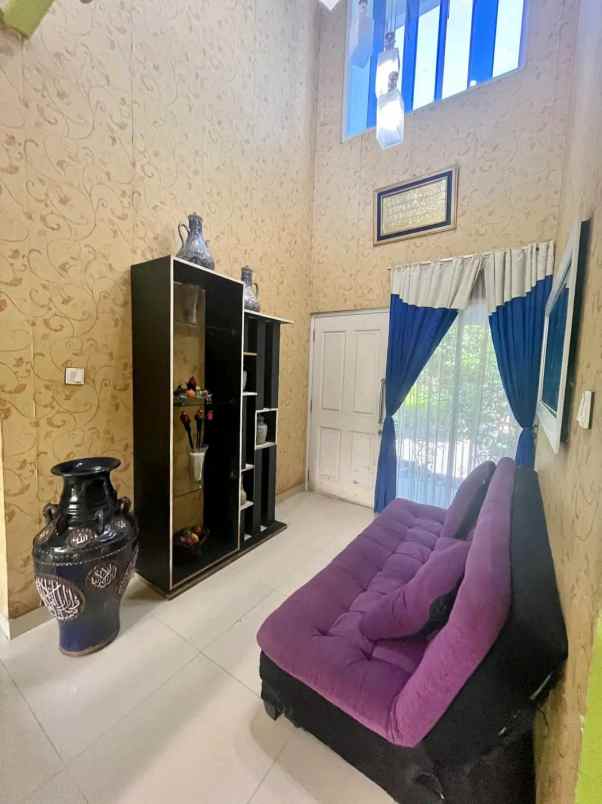 dijual rumah banyumanik