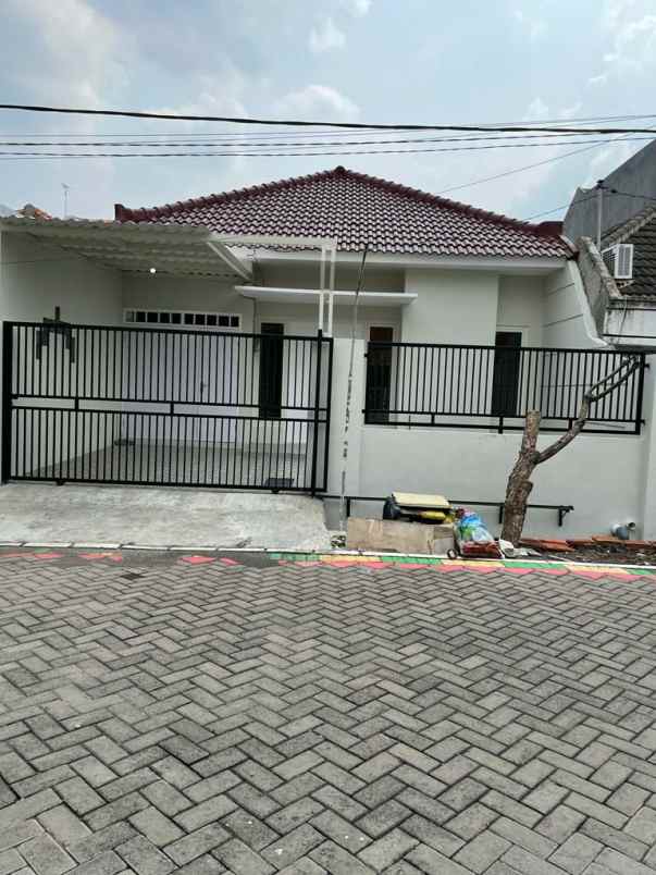dijual rumah barata jaya