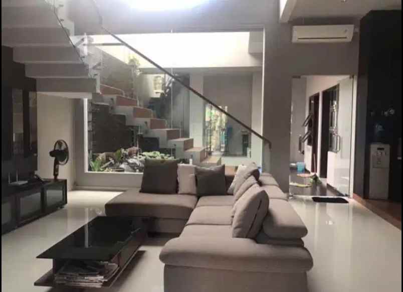 dijual rumah baruk