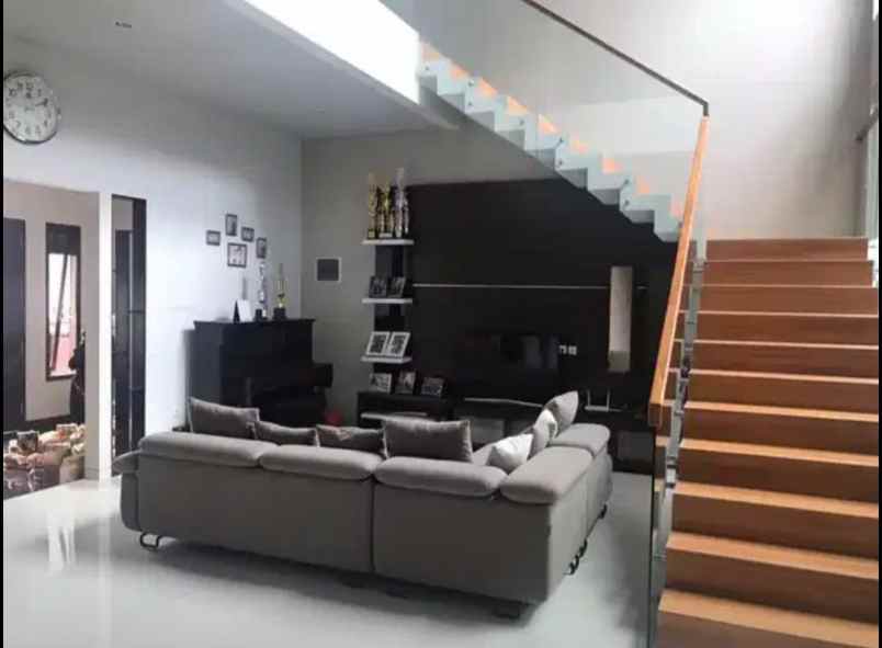 dijual rumah baruk