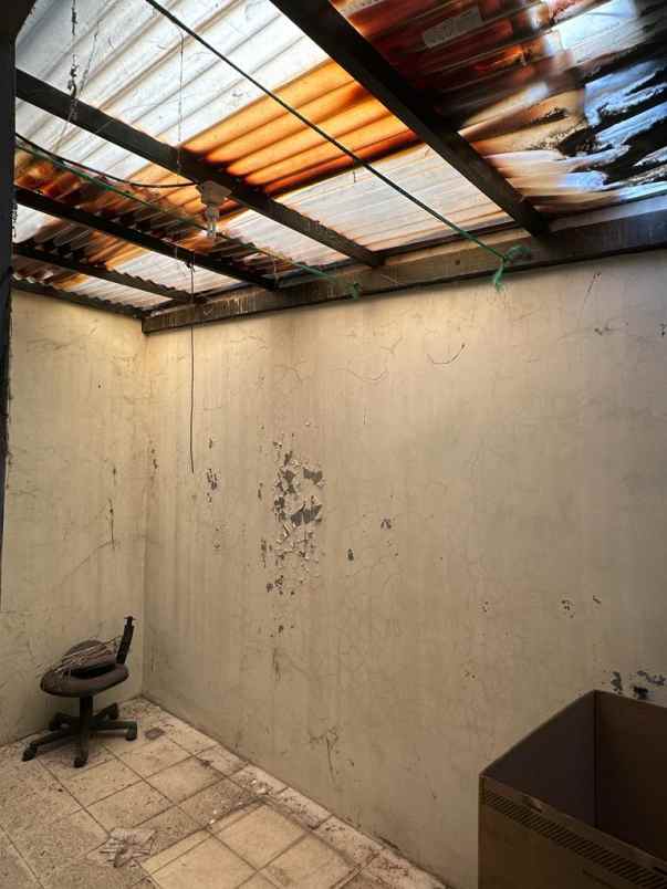 dijual rumah bebas banjir di kebon jeruk jakarta barat