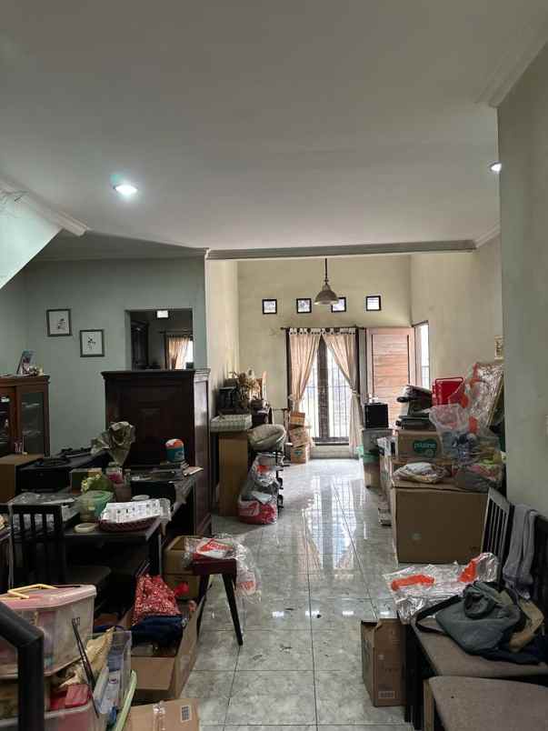 dijual rumah bebas banjir di kebon jeruk jakarta barat