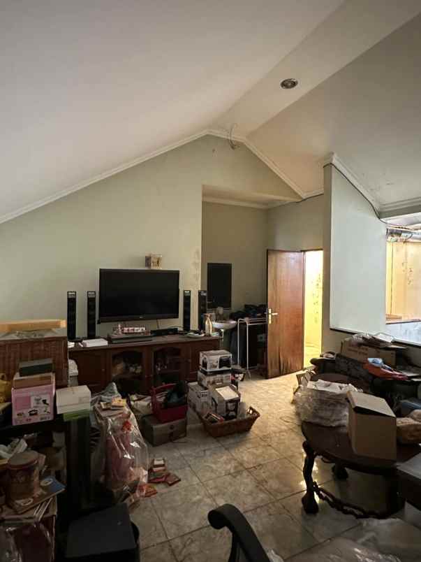 dijual rumah bebas banjir di kebon jeruk jakarta barat