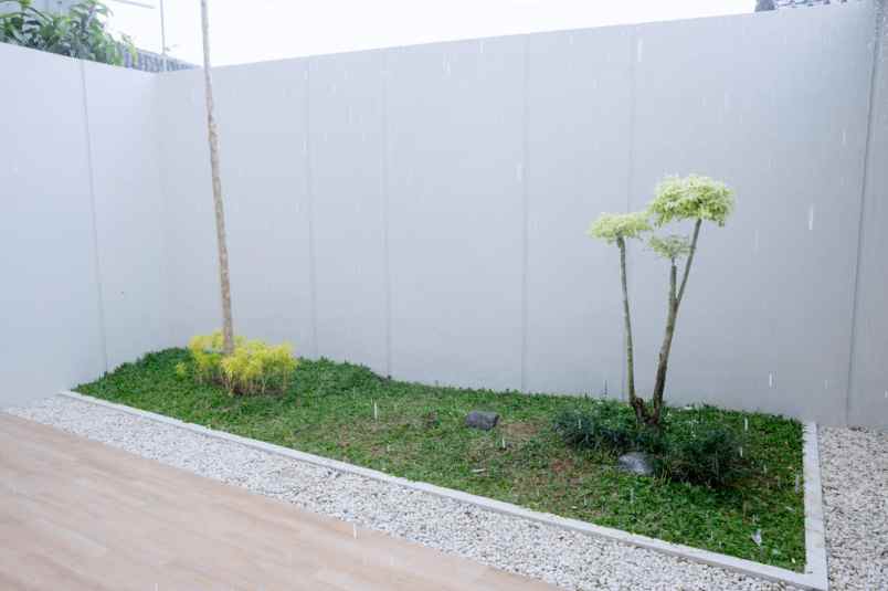 dijual rumah belakang hotel hyatt yogyakarta