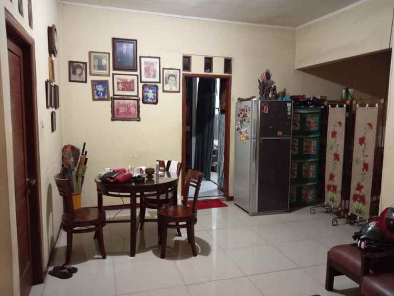 dijual rumah bintaro