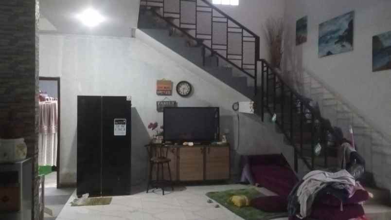 dijual rumah bojongsari depok
