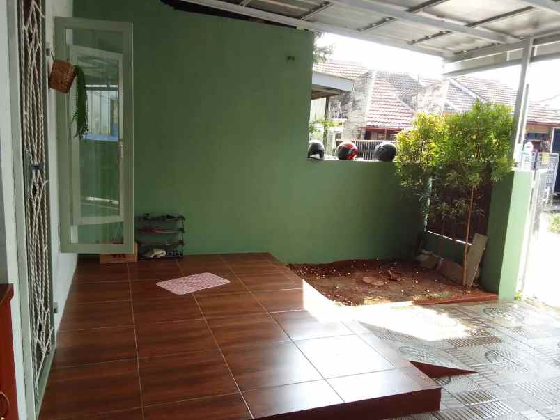 dijual rumah bojongsari depok