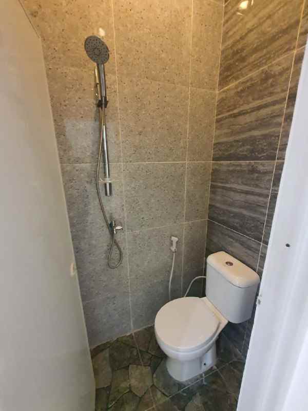 dijual rumah bumi marina emas