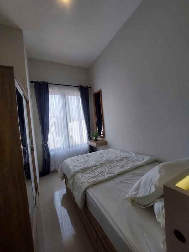 dijual rumah cemorokandang kota malang