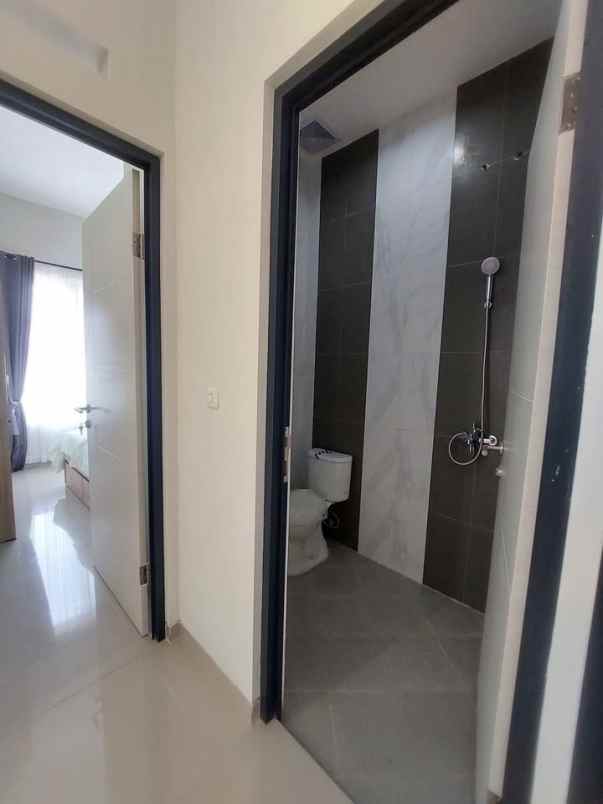 dijual rumah cemorokandang kota malang