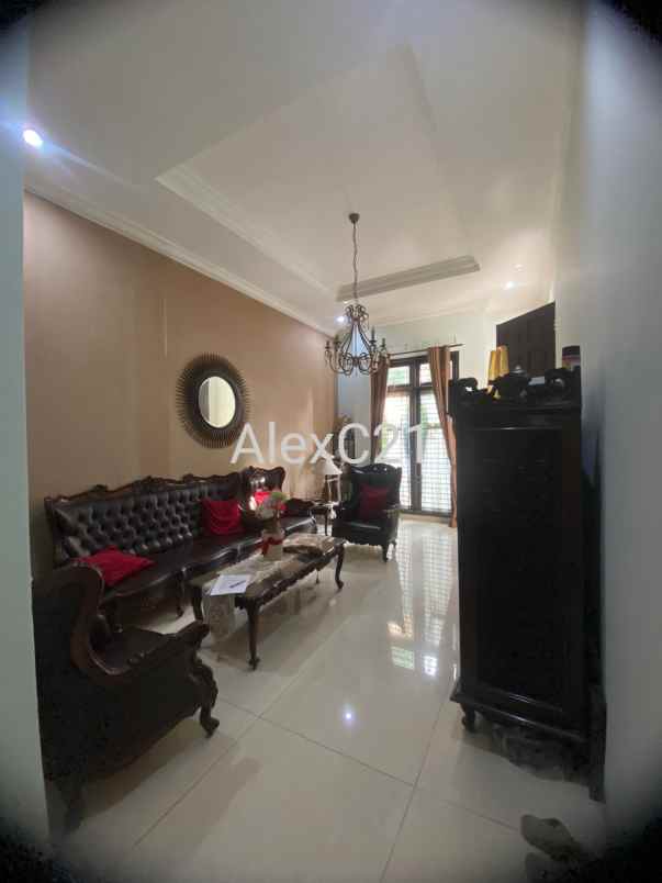 dijual rumah cilandak