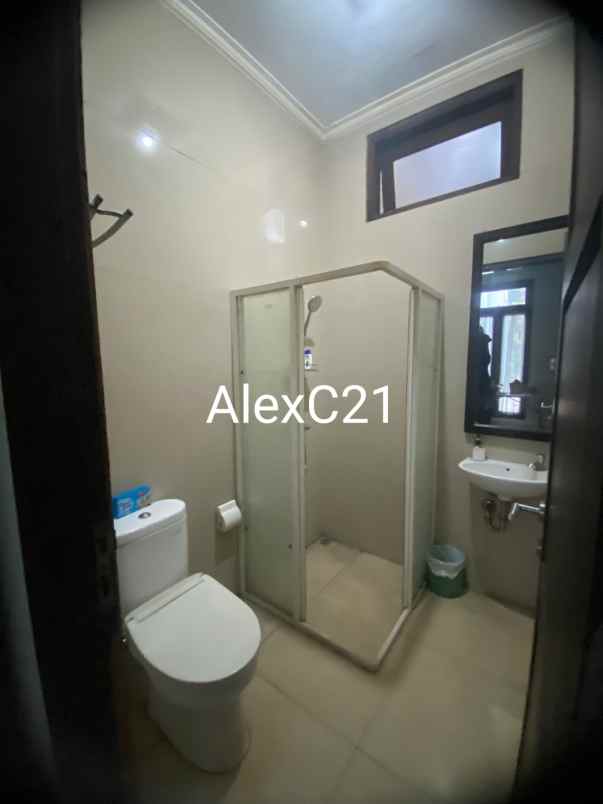 dijual rumah cilandak