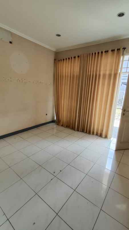 dijual rumah cilandak barat