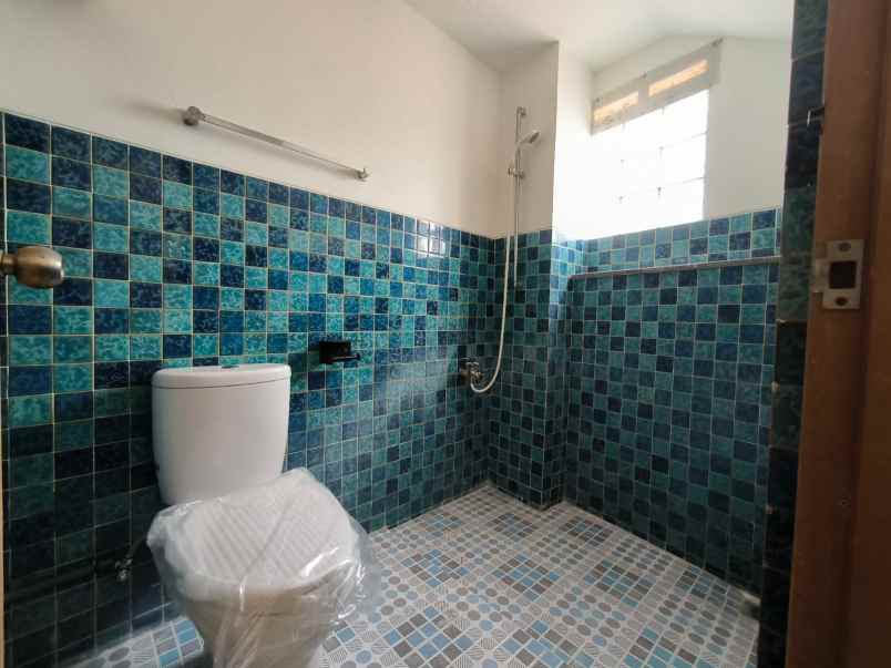 dijual rumah cilandak timur