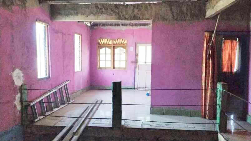 dijual rumah cilangkap