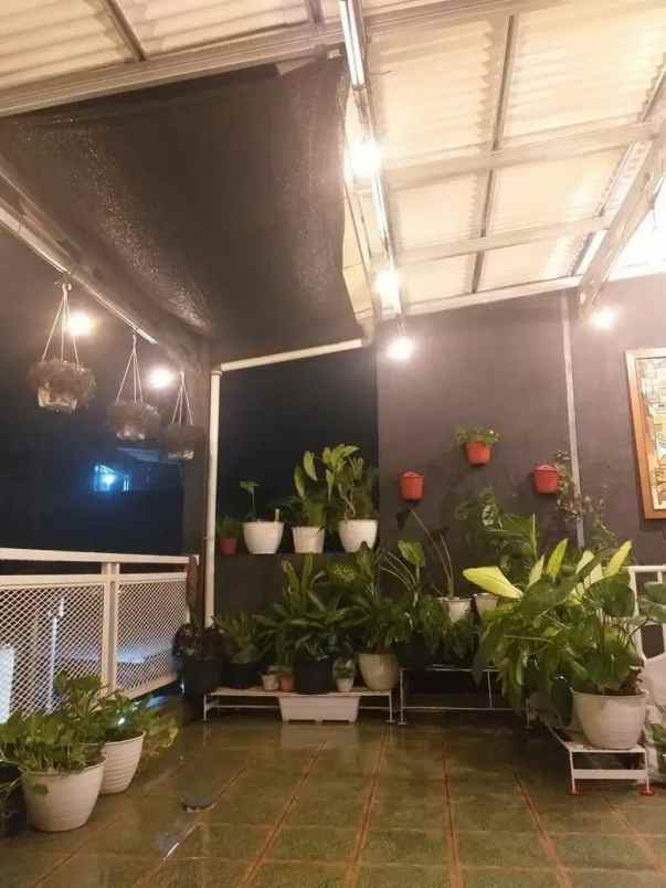 dijual rumah ciledug