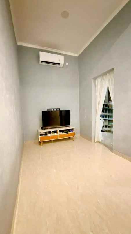 dijual rumah ciledug