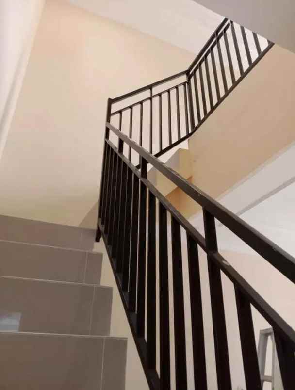 dijual rumah cipayung jakarta timur