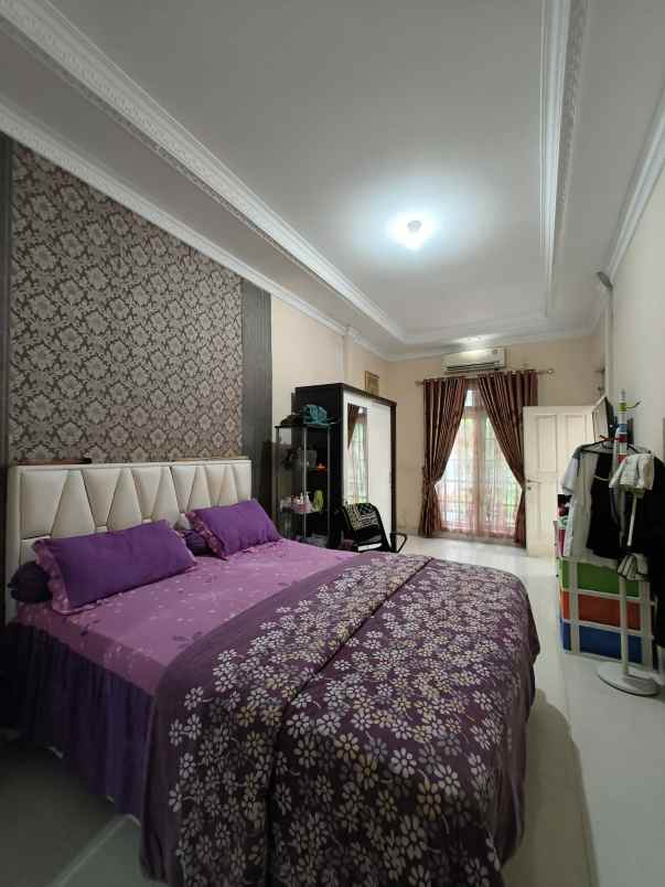 dijual rumah cipinang besar