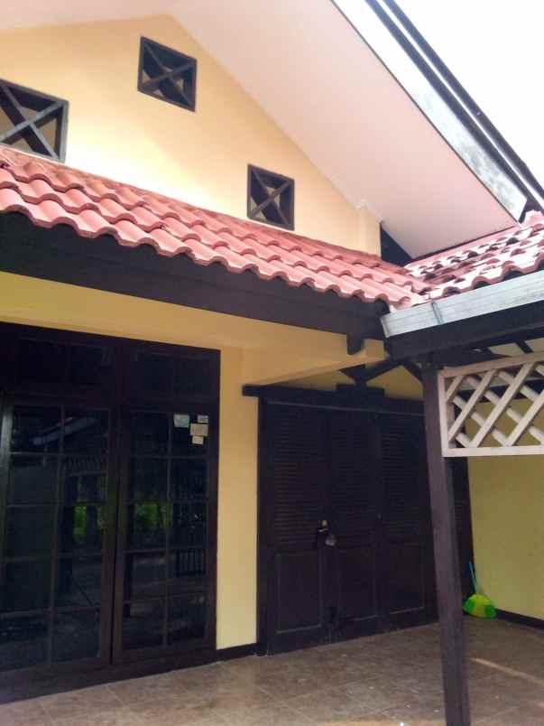 dijual rumah cipinang jaya cipinang