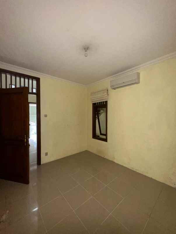 dijual rumah citraland international
