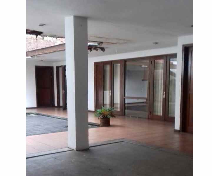 dijual rumah ciumbeluit