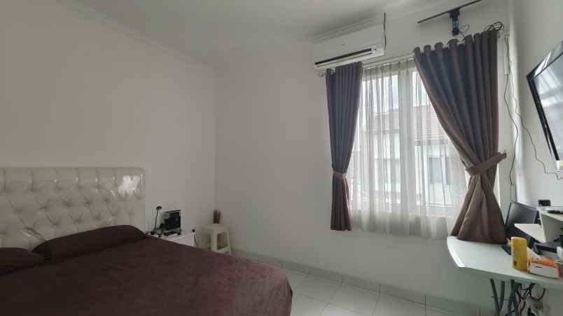 dijual rumah cluster cosmo the icon bsd