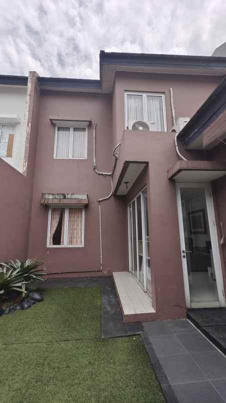 dijual rumah cluster cosmo the icon bsd