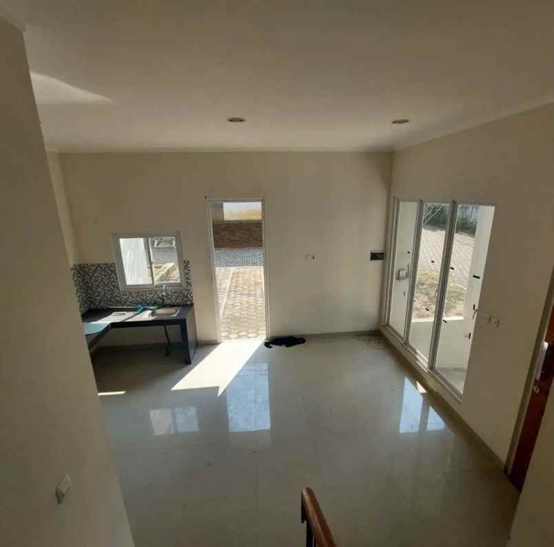 dijual rumah cluster jl pulo