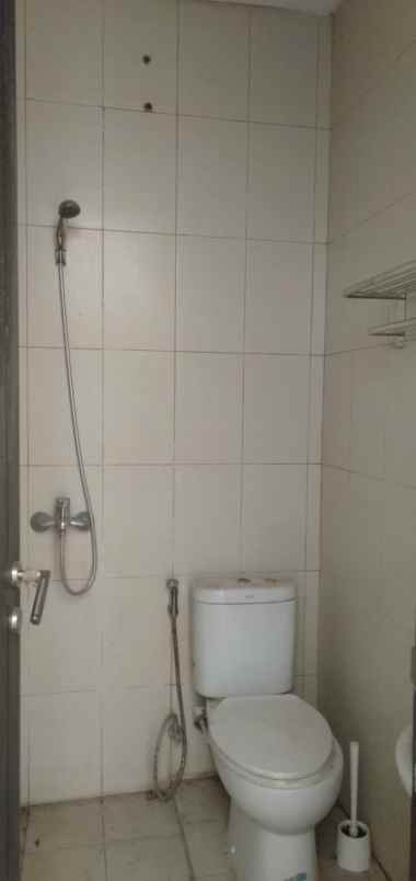 dijual rumah cluster shinano jgc