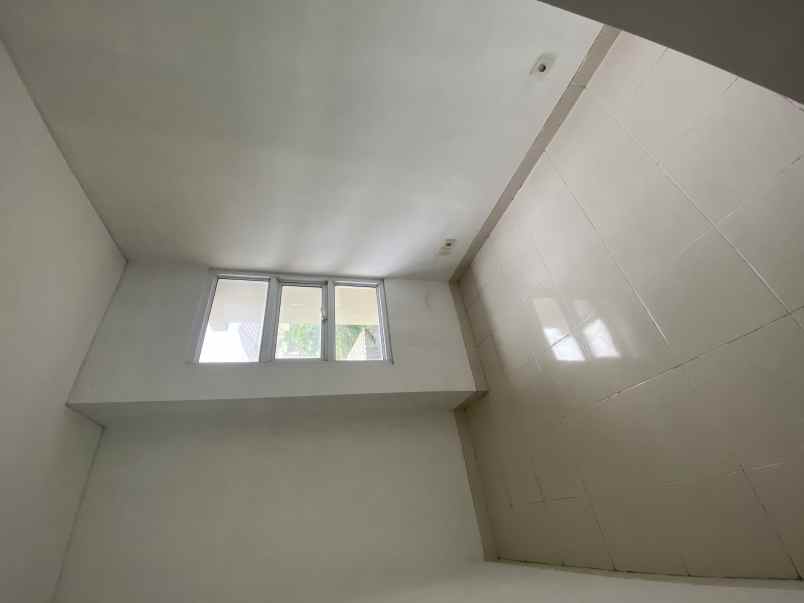 dijual rumah cluster virginia village