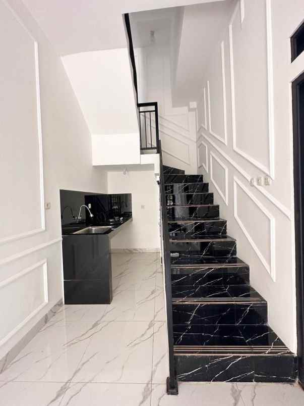 dijual rumah condet kramat jati jakarta