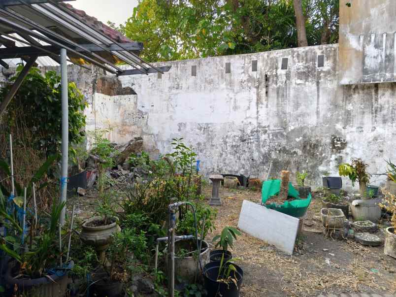 dijual rumah darmo harapan