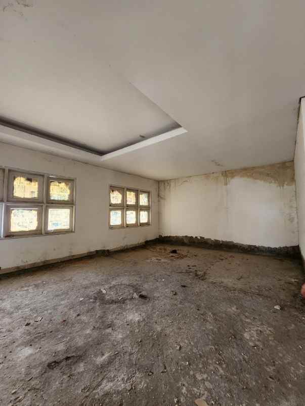dijual rumah darmo sentosa raya jajar