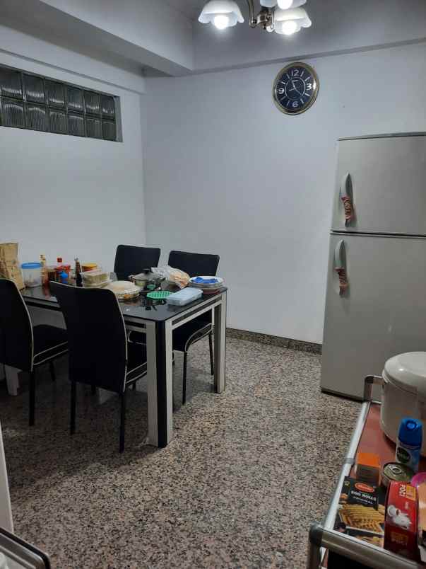 dijual rumah dharmahusada indah