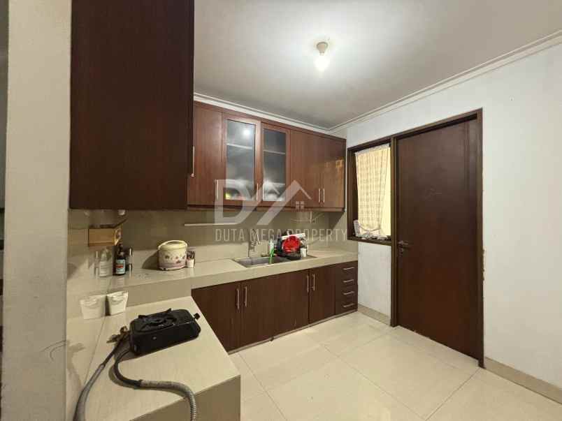 dijual rumah di alam sutera tangerang selatan