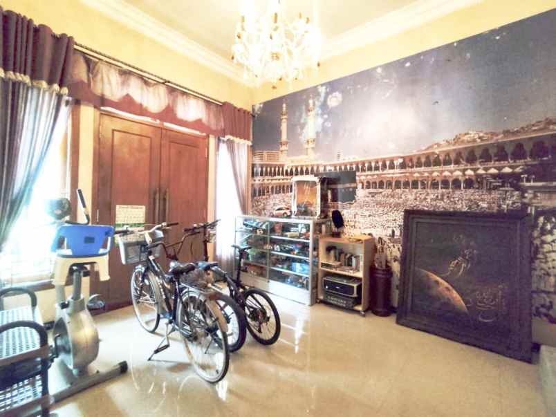 dijual rumah di bulak banteng surabaya utara strategis