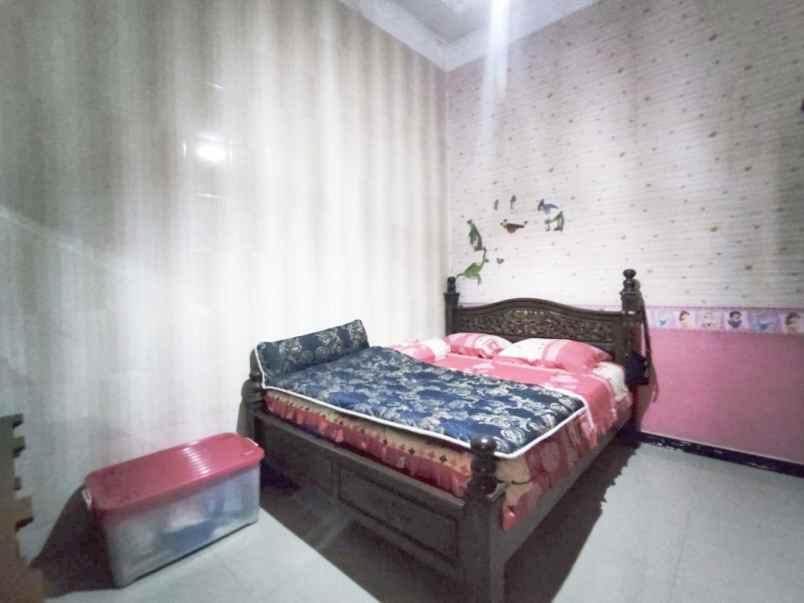 dijual rumah di bulak banteng surabaya utara strategis