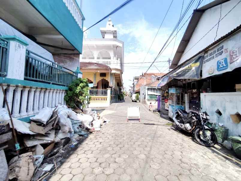 dijual rumah di bulak banteng surabaya utara strategis