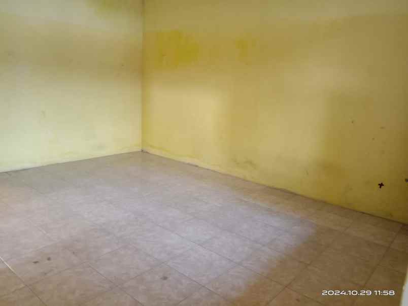 dijual rumah di jl kepuh gang 6 kec sukun malang