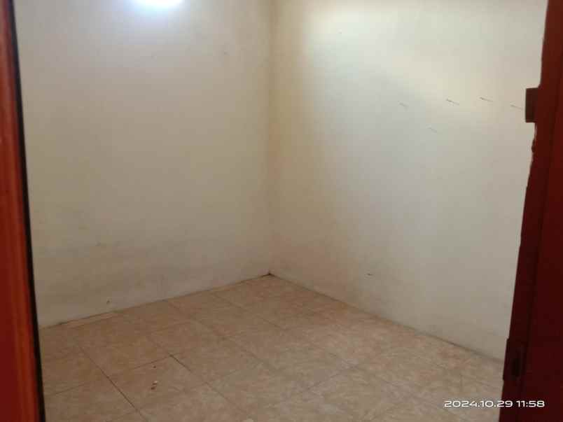 dijual rumah di jl kepuh gang 6 kec sukun malang