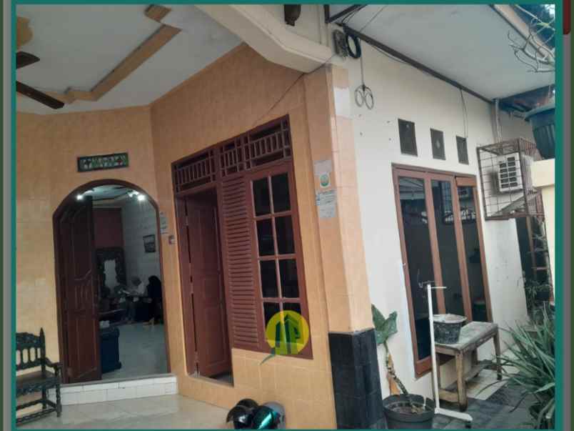 dijual rumah di kayuringin jaya bekasi selatan