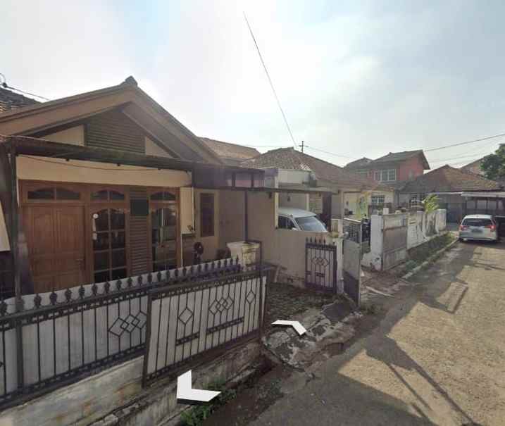 dijual rumah di komplek padasuka indah cimahi tengah