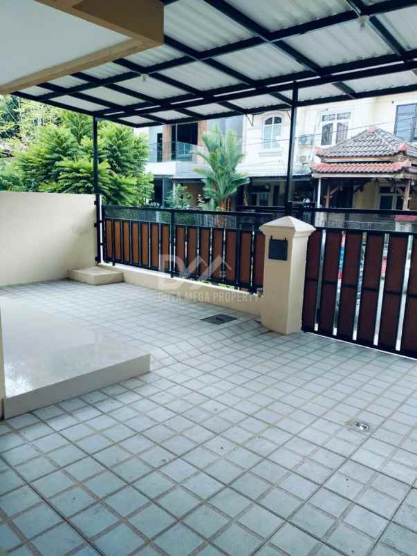 dijual rumah di sektor gading serpong