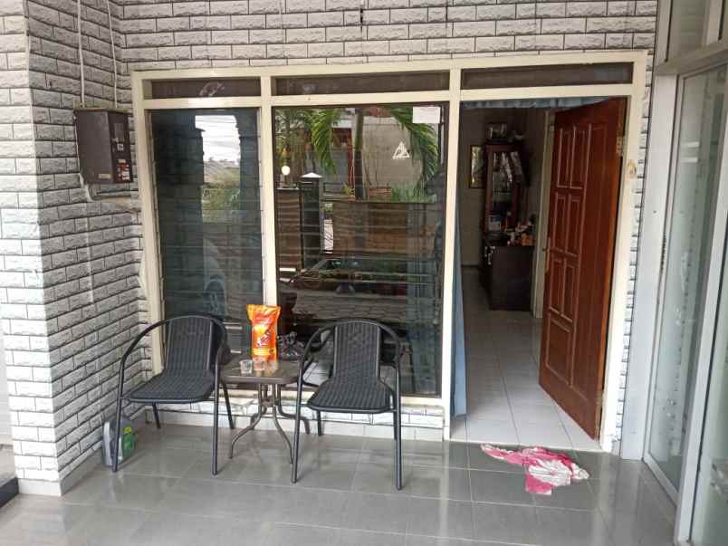 dijual rumah di supriyadi semarang