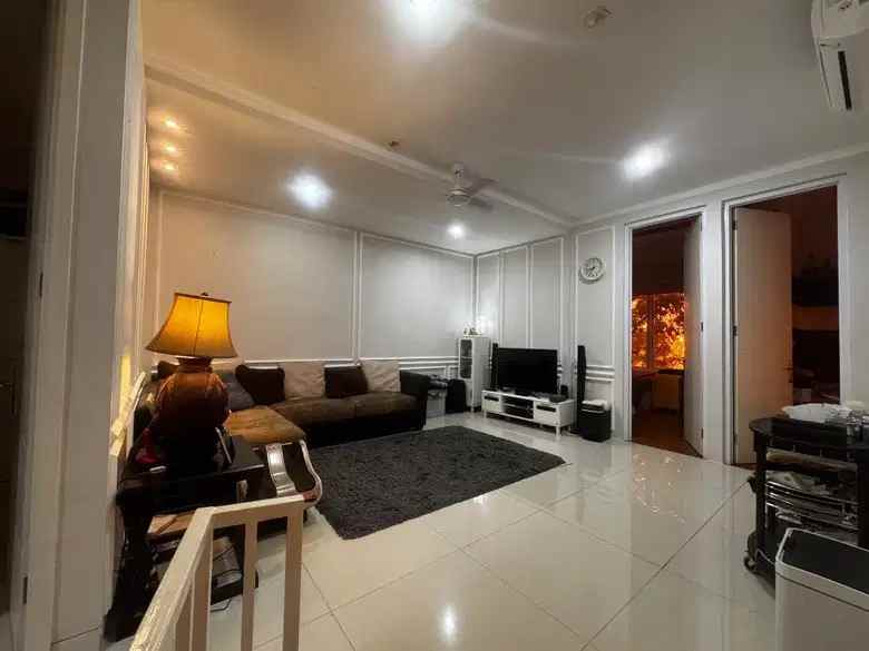 dijual rumah discovery bintaro